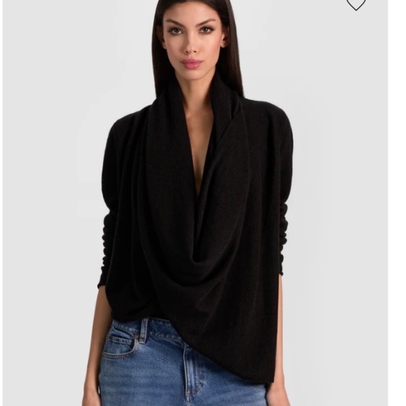 NWT Alice + Olivia JULES CASHMERE Sweater Black Sz Medium - Picture 1 of 5